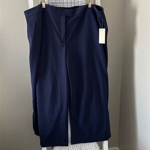 Gorgeous!!  Michael Kors Navy Wide-Leg Capris, 22W, NWT, Retails $135